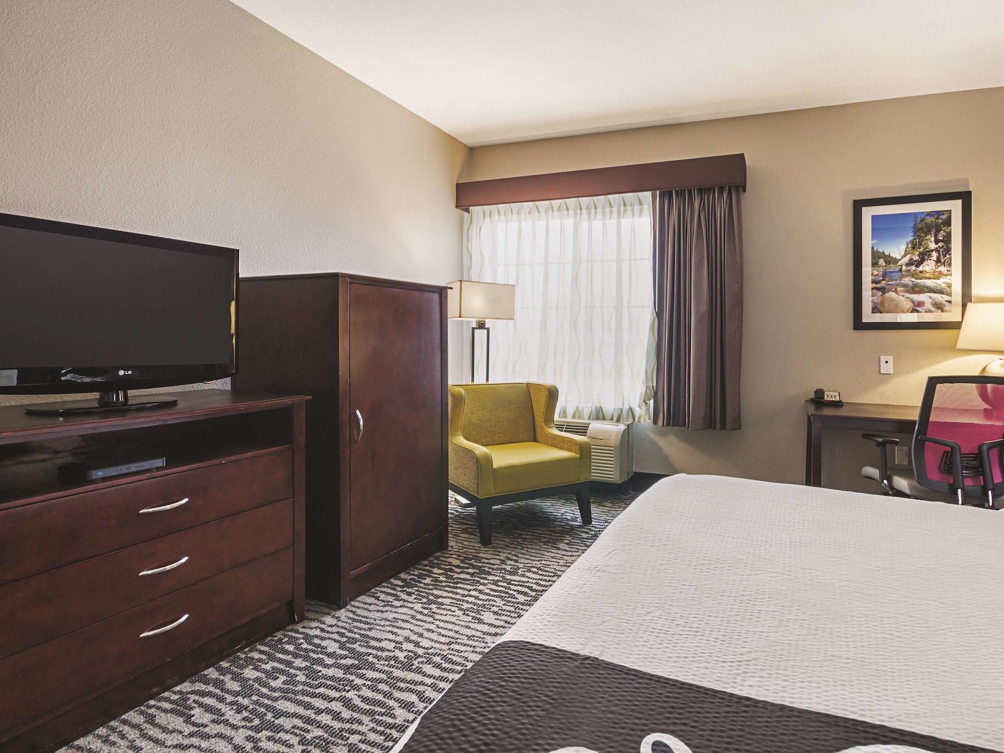 Hotel La Quinta By Wyndham Fresno Northwest Exterior foto